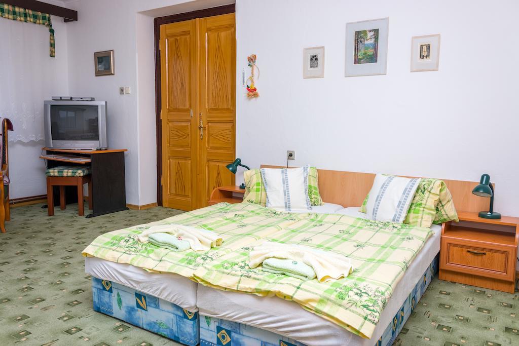 Pension u Josefa Kostalov Chambre photo
